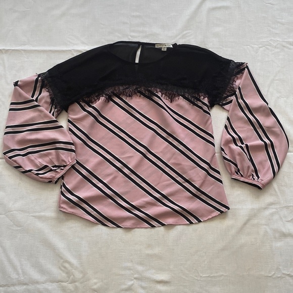 Haute Monde small top - Picture 1 of 8